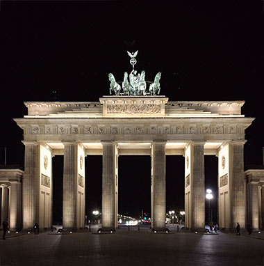 051915_berlin_brandenburg_tor.jpg