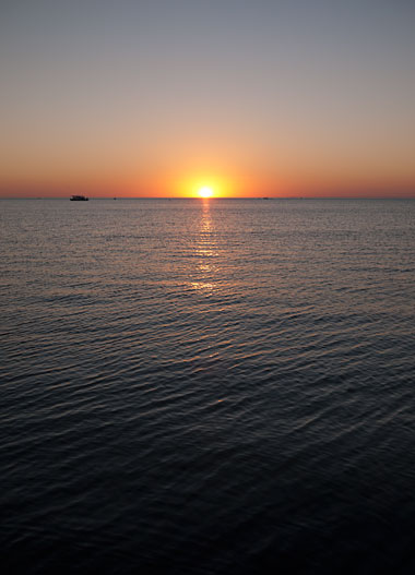 082810_sunset_over_sag_bay.jpg